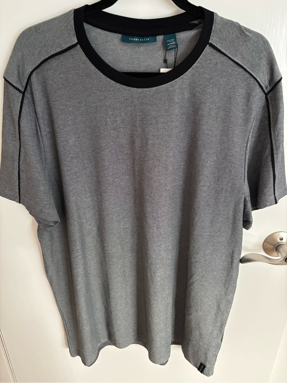 Perry Ellis Grey Short-Sleeve Crewneck with Black Trim
